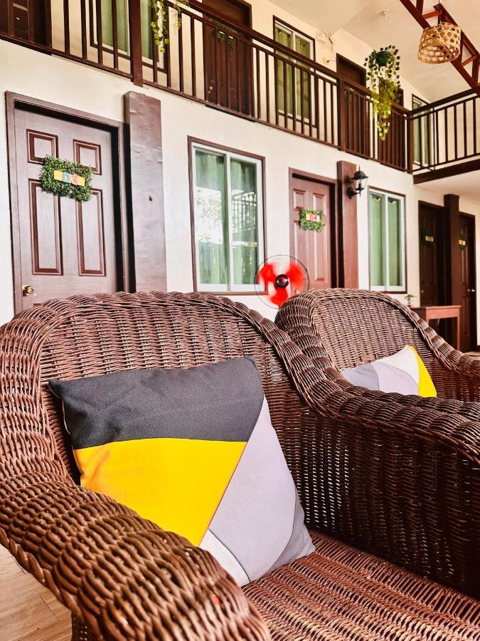 Close To The Airport, City Center, Accessible - Amancio'S New Extension Puerto Princesa Bagian luar foto